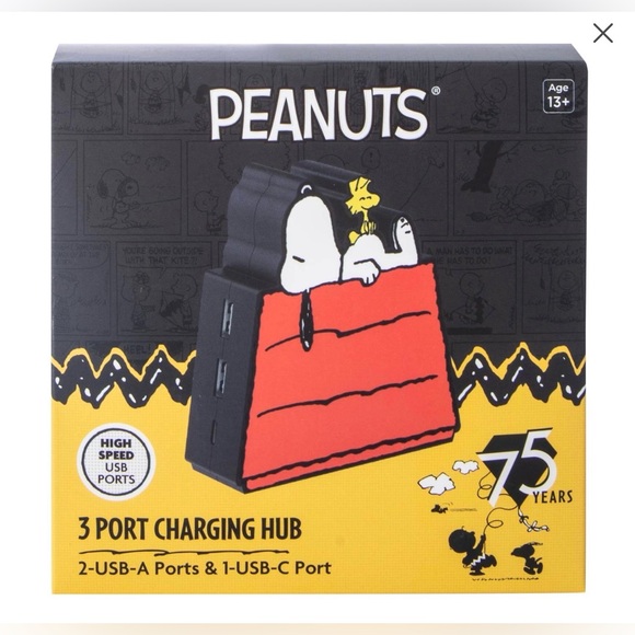 Peanuts Other - Peanuts 3 port Charging Hub Brand New